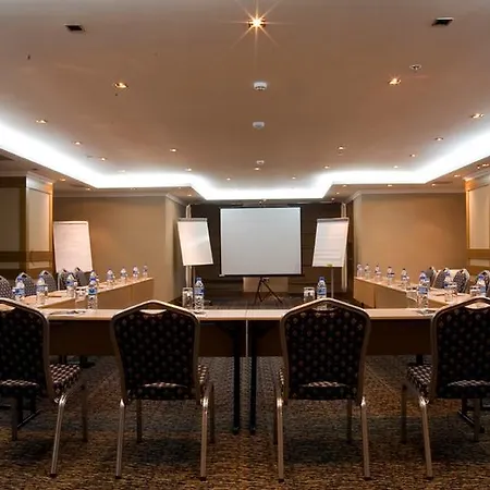 Dream Hill Business Deluxe Hotel