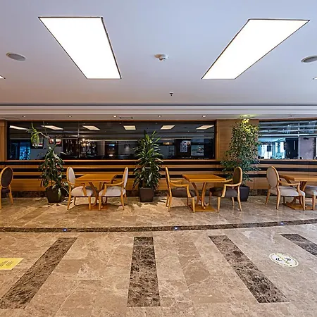 Dream Hill Business Deluxe Hotel