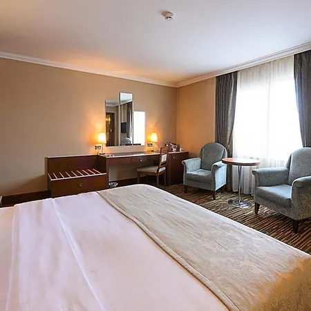 Dream Hill Business Deluxe Hotel 4*